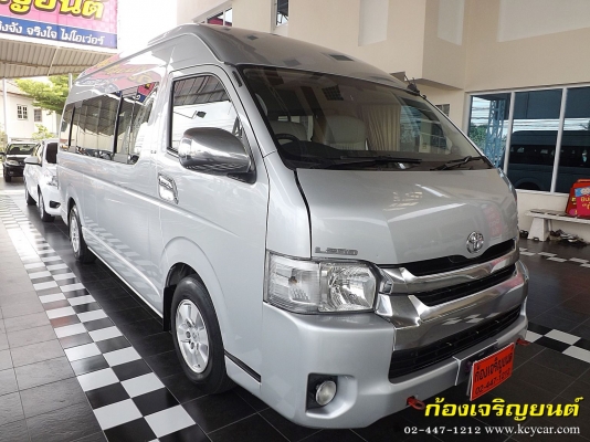 TOYOTA COMMUTER 2.5D4D ปี 2010 VIP