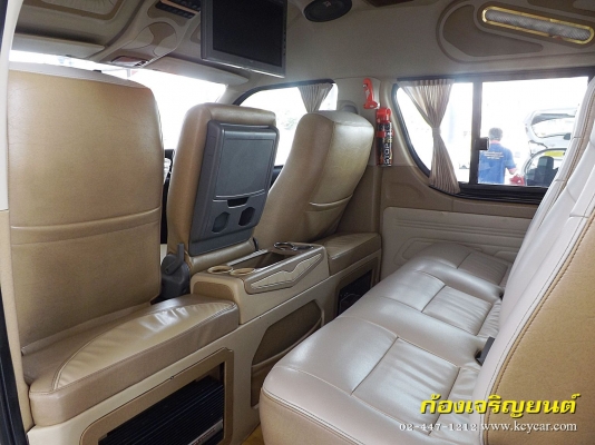 TOYOTA COMMUTER 2.5D4D ปี 2010 VIP