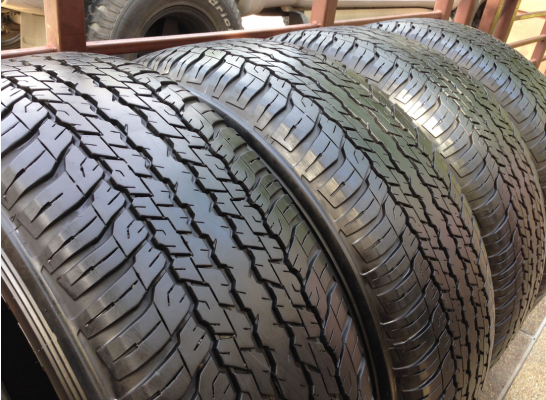 ยาง Dunlop 265 65 17 กลางปี15 ดอกเต็ม ไม่มีปะ ราคาไม่แพง