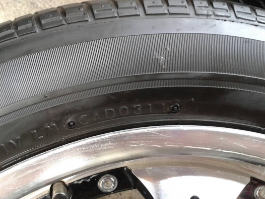 ขอบ17นิ้ว6รู พร้อมยาง สวยๆ 4 ล้อ ราคา 7900 บาท ขอบ17นิ้ว6รู พร้อมยาง สวยๆ 4 ล้อ ราคา 7900 บาท