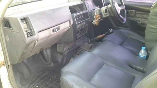 ขายรถนิสสันบิ๊กเอ็ม รถใช้งานได้ ขายตามสภาพ ขายรถนิสสันบิ๊กเอ็ม รถใช้งานได้ ขายตามสภาพ