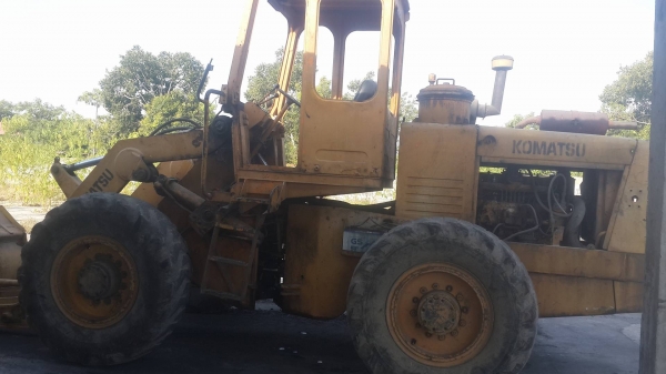 รถตัก JH 63 ราคาถูก (KOMATSU)