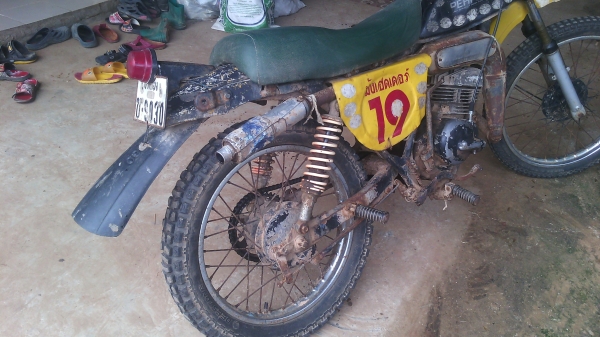 ts 125 แห้งๆตามสภาพขี่มันมากเครื่องเน่นเดิม ขาสตาสไม่เชื่อม