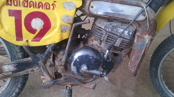 ts 125 แห้งๆตามสภาพขี่มันมากเครื่องเน่นเดิม ขาสตาสไม่เชื่อม