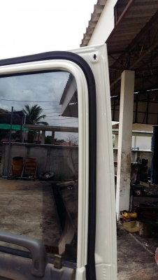 ขายรถบรรทุกสี่ล้อ Isuzu NKR เครื่อง 100 แรง ปี 51 ทะเบียนพร้อม