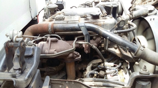 ขายรถบรรทุกสี่ล้อ Isuzu NKR เครื่อง 100 แรง ปี 51 ทะเบียนพร้อม