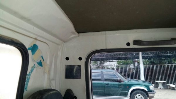 ขายรถบรรทุกสี่ล้อ Isuzu NKR เครื่อง 100 แรง ปี 51 ทะเบียนพร้อม