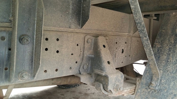 ขายรถบรรทุกสี่ล้อ Isuzu NKR เครื่อง 100 แรง ปี 51 ทะเบียนพร้อม