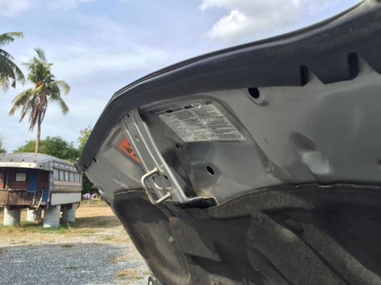 ขาย HONDA JAZZ เครื่อง1.5 E ตัวท็อปสุด ปี 2004 - 2547 มี ABS AIRBAG 2 ลูก รถไม่เคยติดแก็ส ครับ รับประกันให้ครับ เกียร์ออโต้ สีเทา เครื่องดี เงียบ วิ่งนื่ม พวงมาลัยเพาเวอร์