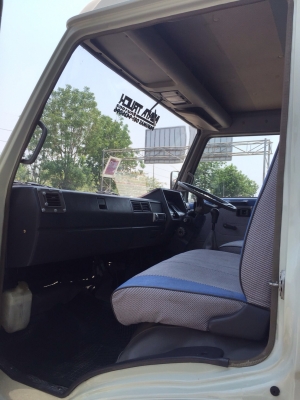 ขายรถหกล้อ HINO FC เครื่อง 117 แรง ปี 38 พร้อมใช้งาน ขายรถหกล้อ HINO FC เครื่อง 117 แรง ปี 38 พร้อมใช้งาน