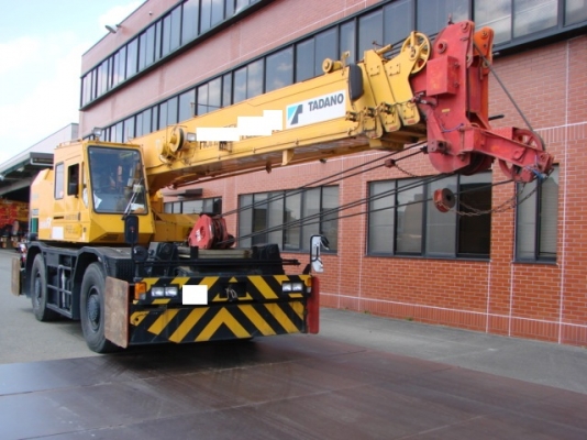 รถเครนมือสองคุณภาพดีจากประเทศญี่ปุ่น