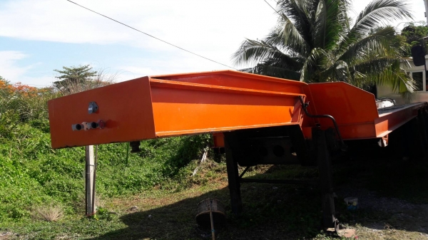 รถหัวลาก  HINO   6  ล้อ