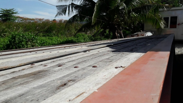 รถหัวลาก  HINO   6  ล้อ