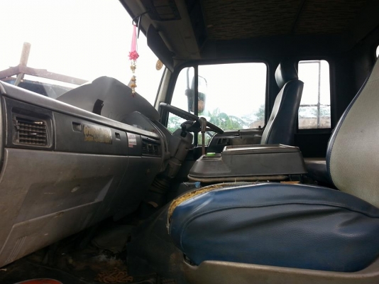 ขายรถ10ล้อ ดั้ม2เพลา FM227 วางหัวไฮเทค เครื่อง195แรง HO7D พาวเวอร์ จิฟฟี่ ภายในสวย เอกสารพร้อมโอน ราคา780,000 สนใจโทร 090-8588220คุณนะ 093-3258446คุณบิว หรือเข้าดูสินค้าอื่นๆได้ที่ www.narong2truck.com หรือ www.truck.in.th/498 หรือเพจFacebook ณรงค์ ซื้อขา