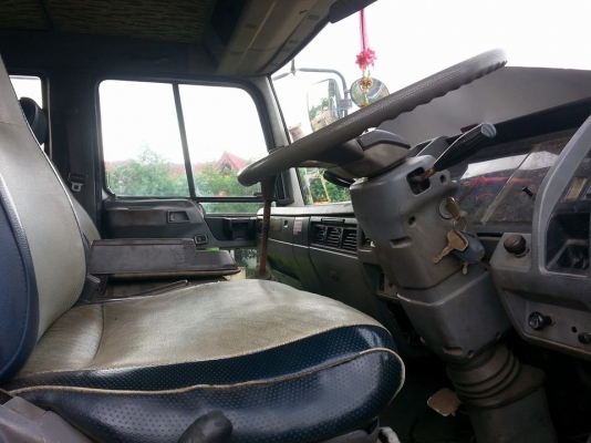 ขายรถ10ล้อ ดั้ม2เพลา FM227 วางหัวไฮเทค เครื่อง195แรง HO7D พาวเวอร์ จิฟฟี่ ภายในสวย เอกสารพร้อมโอน ราคา780,000 สนใจโทร 090-8588220คุณนะ 093-3258446คุณบิว หรือเข้าดูสินค้าอื่นๆได้ที่ www.narong2truck.com หรือ www.truck.in.th/498 หรือเพจFacebook ณรงค์ ซื้อขา