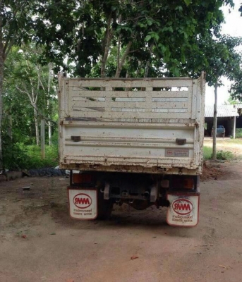 รถอีซูซุ 6 ล้อดั้ม FTR  195 แรงม้า. ปี 43.    สนใจติดต่อ  081 - 6079515