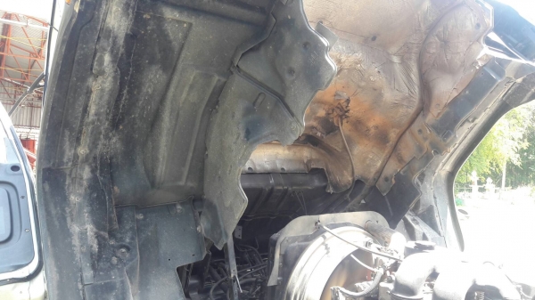 รถอีซูซุ 6 ล้อดั้ม FTR  195 แรงม้า. ปี 43.    สนใจติดต่อ  081 - 6079515