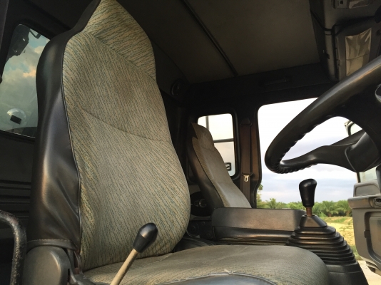 รถอีซูซุ 6 ล้อดั้ม FTR  195 แรงม้า. ปี 43.    สนใจติดต่อ  081 - 6079515