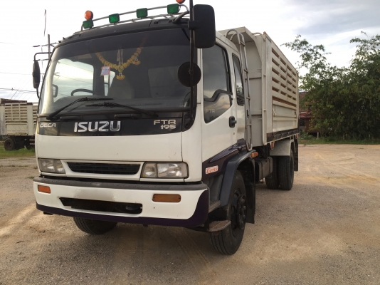 รถอีซูซุ 6 ล้อดั้ม FTR  195 แรงม้า. ปี 43.    สนใจติดต่อ  081 - 6079515