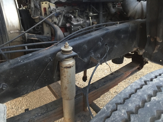 รถอีซูซุ 6 ล้อดั้ม FTR  195 แรงม้า. ปี 43.    สนใจติดต่อ  081 - 6079515