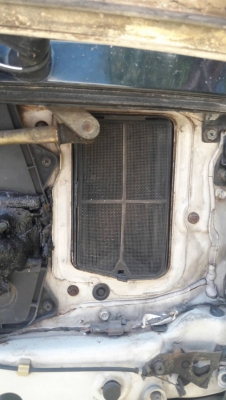 รถอีซูซุ 6 ล้อดั้ม FTR  195 แรงม้า. ปี 43.    สนใจติดต่อ  081 - 6079515