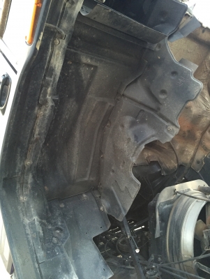 รถอีซูซุ 6 ล้อดั้ม FTR  195 แรงม้า. ปี 43.    สนใจติดต่อ  081 - 6079515