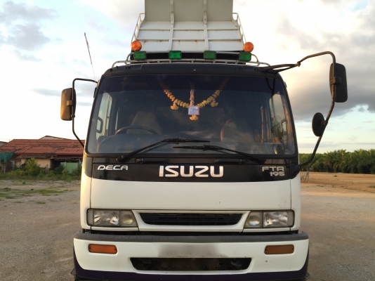 รถอีซูซุ 6 ล้อดั้ม FTR  195 แรงม้า. ปี 43.    สนใจติดต่อ  081 - 6079515