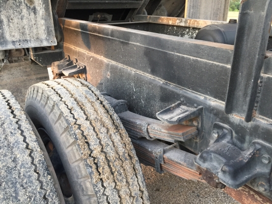 รถอีซูซุ 6 ล้อดั้ม FTR  195 แรงม้า. ปี 43.    สนใจติดต่อ  081 - 6079515