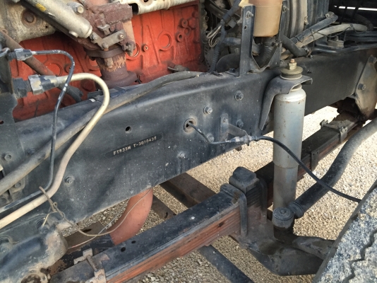 รถอีซูซุ 6 ล้อดั้ม FTR  195 แรงม้า. ปี 43.    สนใจติดต่อ  081 - 6079515