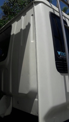 รถอีซูซุ 6 ล้อดั้ม FTR  195 แรงม้า. ปี 43.    สนใจติดต่อ  081 - 6079515