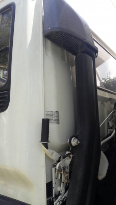 รถอีซูซุ 6 ล้อดั้ม FTR  195 แรงม้า. ปี 43.    สนใจติดต่อ  081 - 6079515