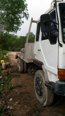 รถมิตซู 10 ล้อ ท้ายลาด เปลื่ยนเครื่อง 195 แรงม้า. ปี 31.   สนใจติดต่อ  081 - 6079515