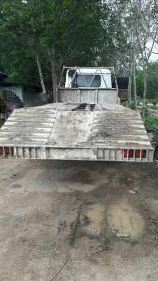 รถมิตซู 10 ล้อ ท้ายลาด เปลื่ยนเครื่อง 195 แรงม้า. ปี 31.   สนใจติดต่อ  081 - 6079515