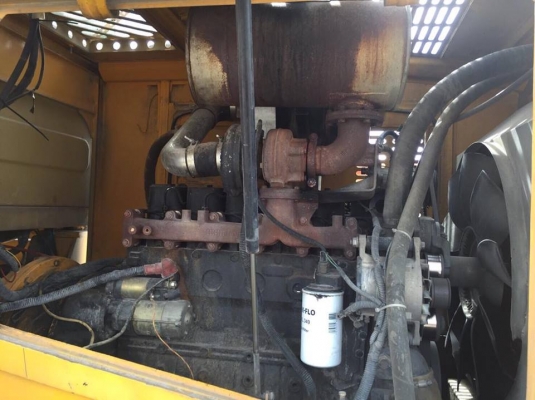 รถตักล้อยาง LW300K ใช้งาน 5500 ชม. เล่มทะเบียน