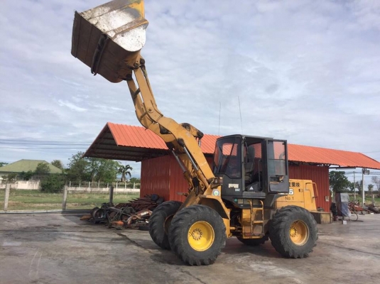 รถตักล้อยาง TCM L16 เดิมๆ สวย เล่มทะเบียนพร้อม