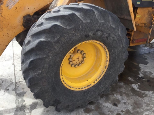 รถตักล้อยาง TCM L16 เดิมๆ สวย เล่มทะเบียนพร้อม