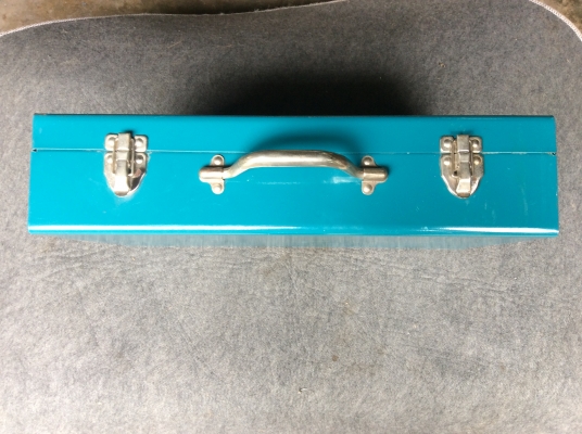 ----กล่องเหล็ก---- ----กล่องเหล็ก----