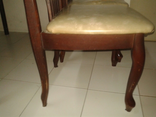 เก้าอี้ไม้