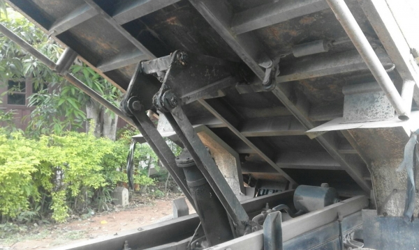 ขาย TOYOTA 6ล้อดั๊มพ์ 5คิว BU211 เครื่อง14B 115แรง