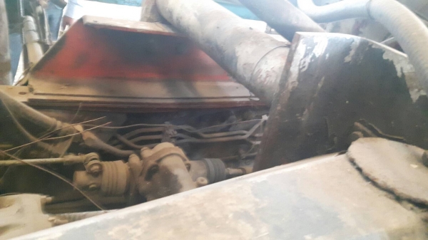 รถนิสสัน  10  ล้อ UD โม่ปูน CWM431 / 250 แรงม้า. ปี 46.   สนใจติด่อ  081 - 6079515