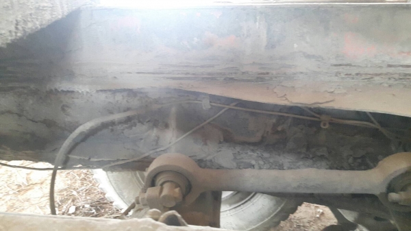 รถนิสสัน  10  ล้อ UD โม่ปูน CWM431 / 250 แรงม้า. ปี 46.   สนใจติด่อ  081 - 6079515