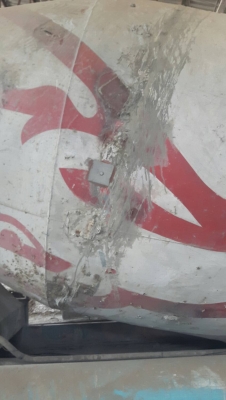 รถนิสสัน  10  ล้อ UD โม่ปูน CWM431 / 250 แรงม้า. ปี 46.   สนใจติด่อ  081 - 6079515