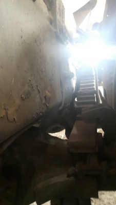 รถนิสสัน  10  ล้อ UD โม่ปูน CWM431 / 250 แรงม้า. ปี 46.   สนใจติด่อ  081 - 6079515