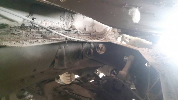 รถนิสสัน  10  ล้อ UD โม่ปูน CWM431 / 250 แรงม้า. ปี 46.   สนใจติด่อ  081 - 6079515