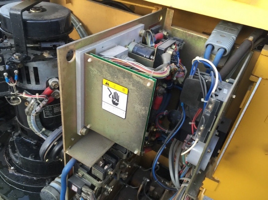 Battery Forklift ยี่ห้อ Nippon ไฟแบต 24V ยกได้ 500 kg เสาสูง 3 เมตร