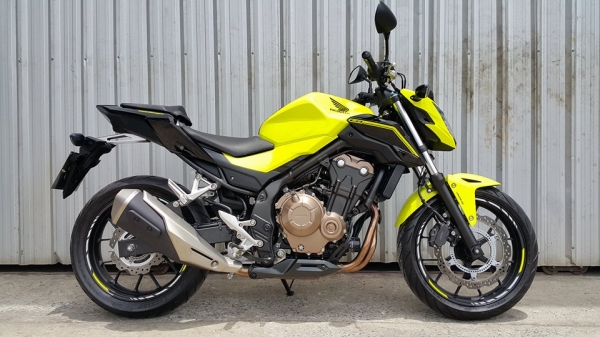 CB500F 2016 รถอายุ 3 เดือน 4000 โล มีป.ชั้น1 ไร้ริ้วรอยดั่งรถใหม่ CB500F 2016 รถอายุ 3 เดือน 4000 โล มีป.ชั้น1 ไร้ริ้วรอยดั่งรถใหม่