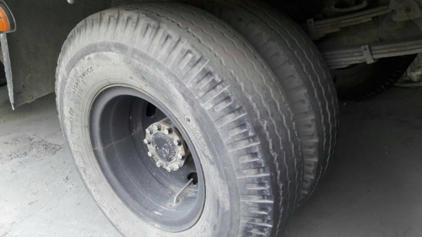 ต้องการขายรถฮีโน่2เพลาเครื่องดีคัชซีสวยสภาพพร้อมใช้ขายตามสภาพ