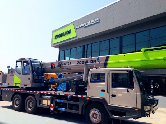 จำหน่ายรถเครนยี่ห้อ ZOOMLION