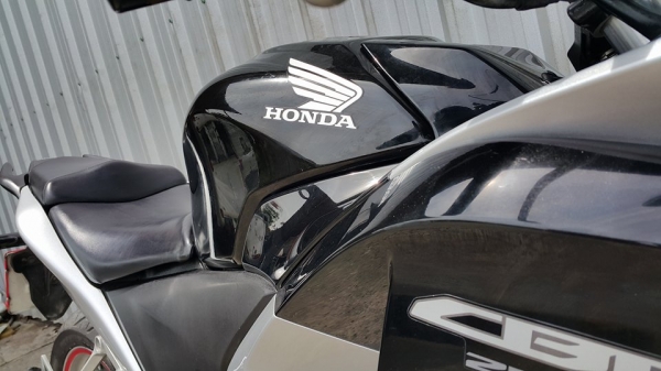 CBR250 ABS ราคาเหมือนตัว non ABS สภาพสวย พร้อมใช้งาน รถบ้านมือเดียว