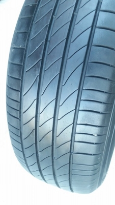 ขายยาง205/65/15 ปี 3315 MICHERLIN 3ST  4 เส้น